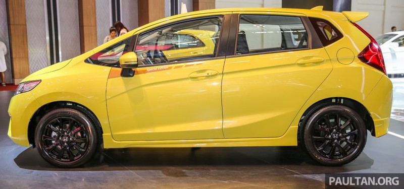 Honda Jazz RS CVT ban dac biet gia 420 trieu dong-Hinh-14